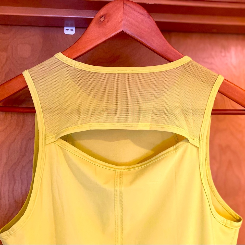 Lululemon Sculpt tank